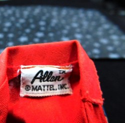 ALLAN RED SHIRT GOOD LABEL